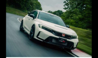 全新的(2023 年本田思域 Type R 进行了一次重大升级)